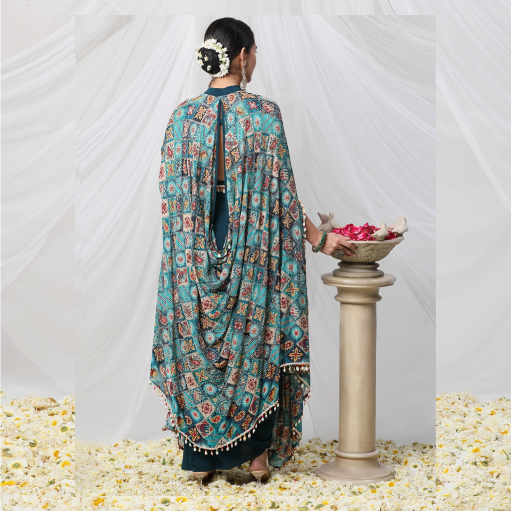 MAYUR COWL CAPE SET
