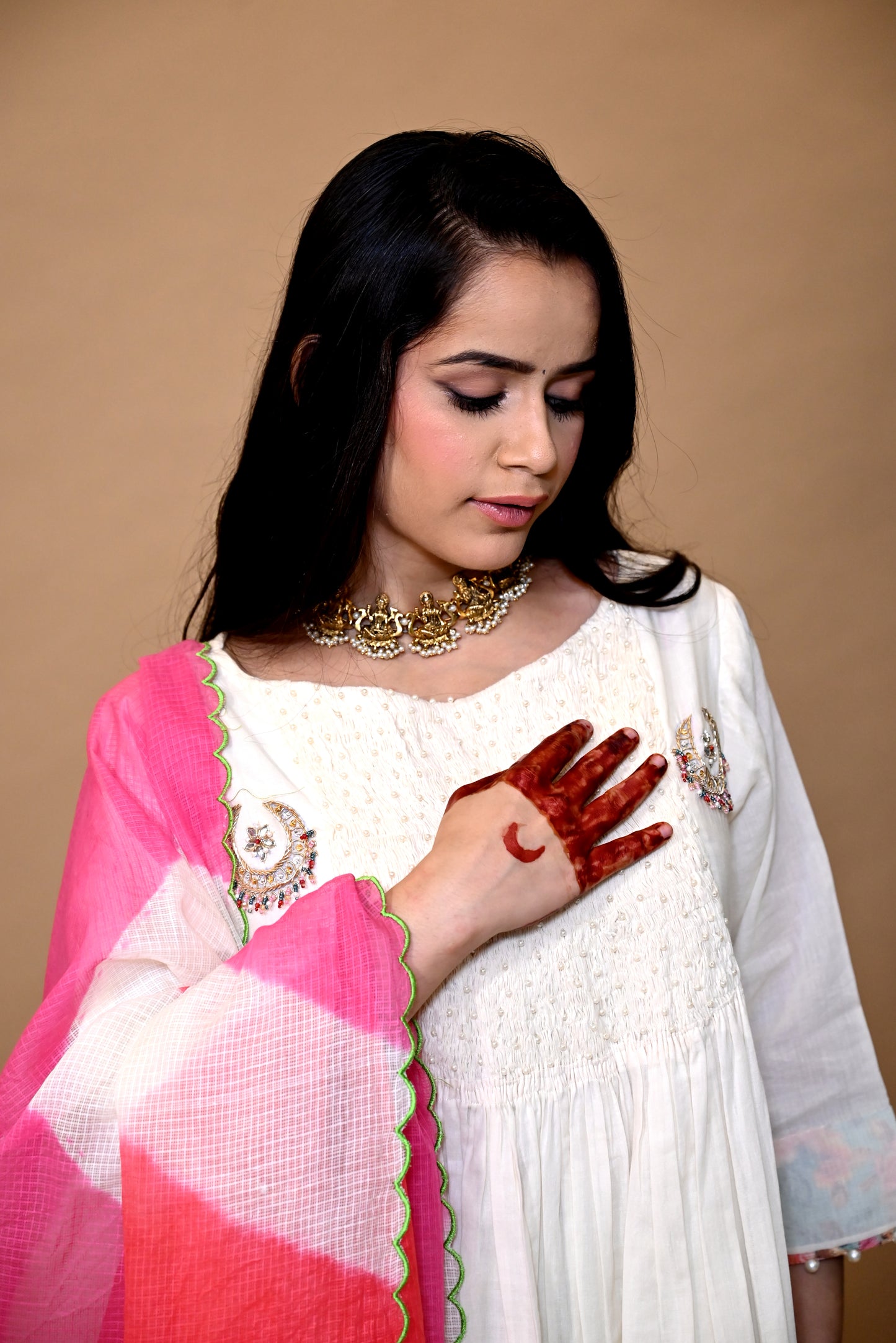 CHANDBALI_ Off white mul cotton suit set