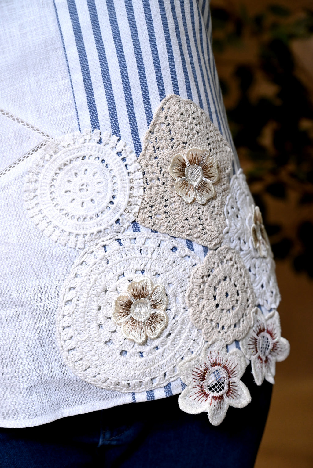 BLUE STRIPE LINEN SHIRT