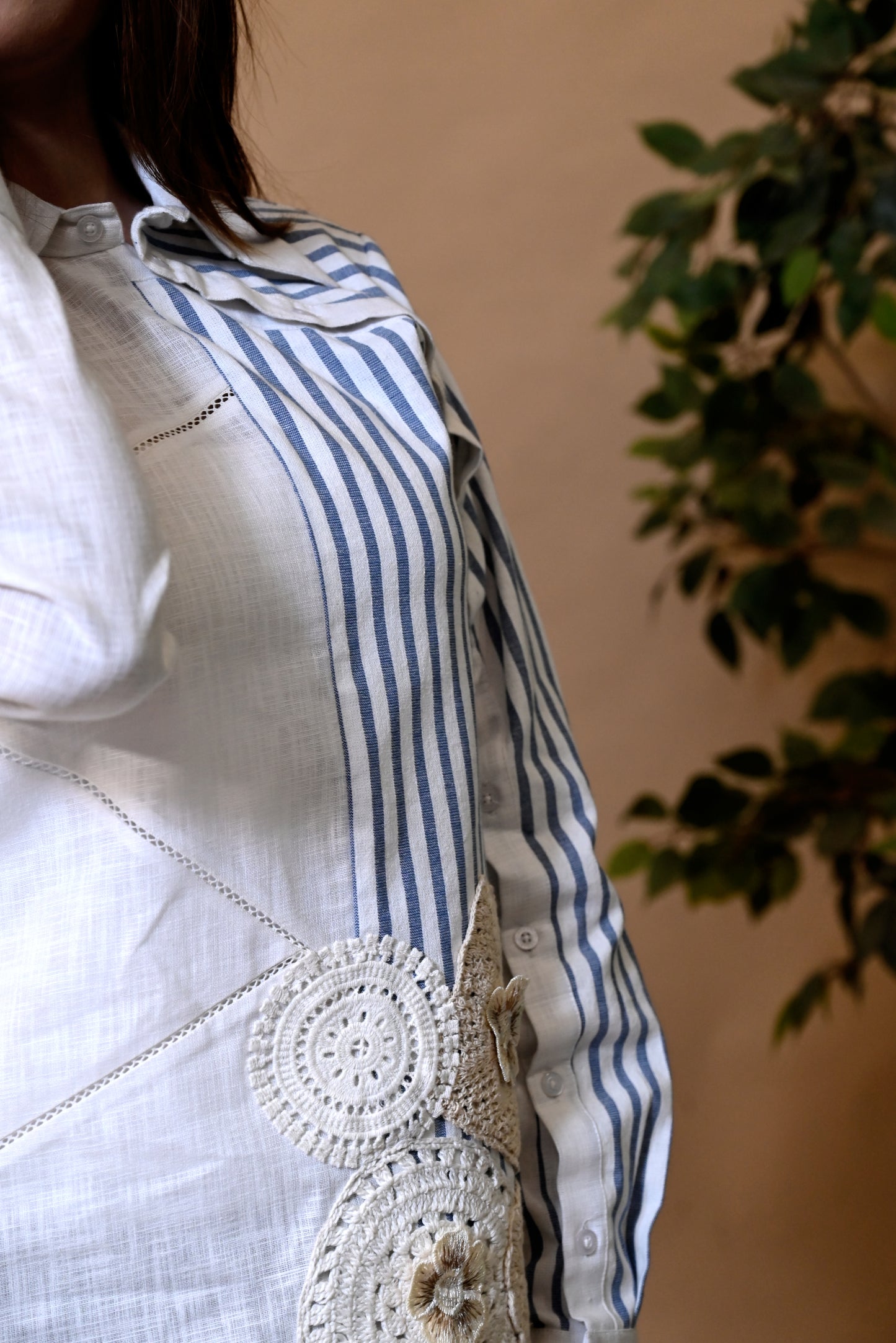 BLUE STRIPE LINEN SHIRT