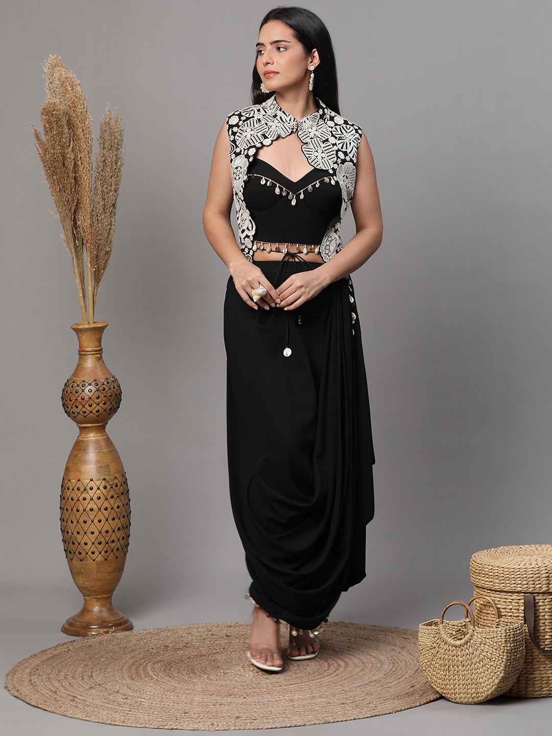 THE DARK BRALETTE DRAPE