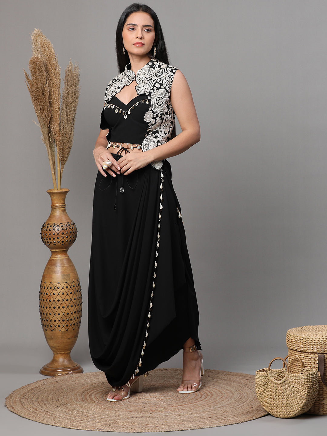 THE DARK BRALETTE DRAPE