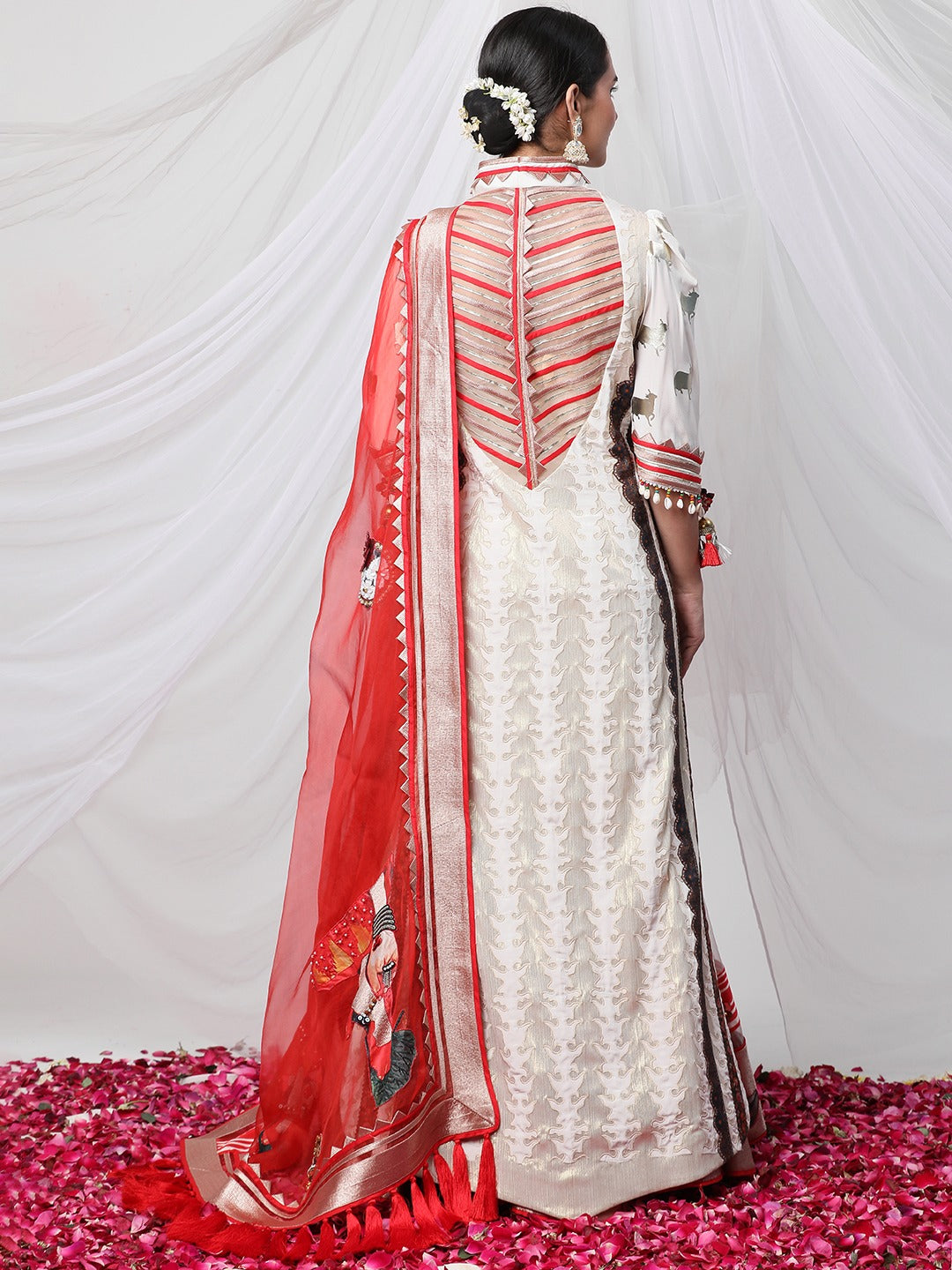 KAMDHENU AMEERAN SUIT