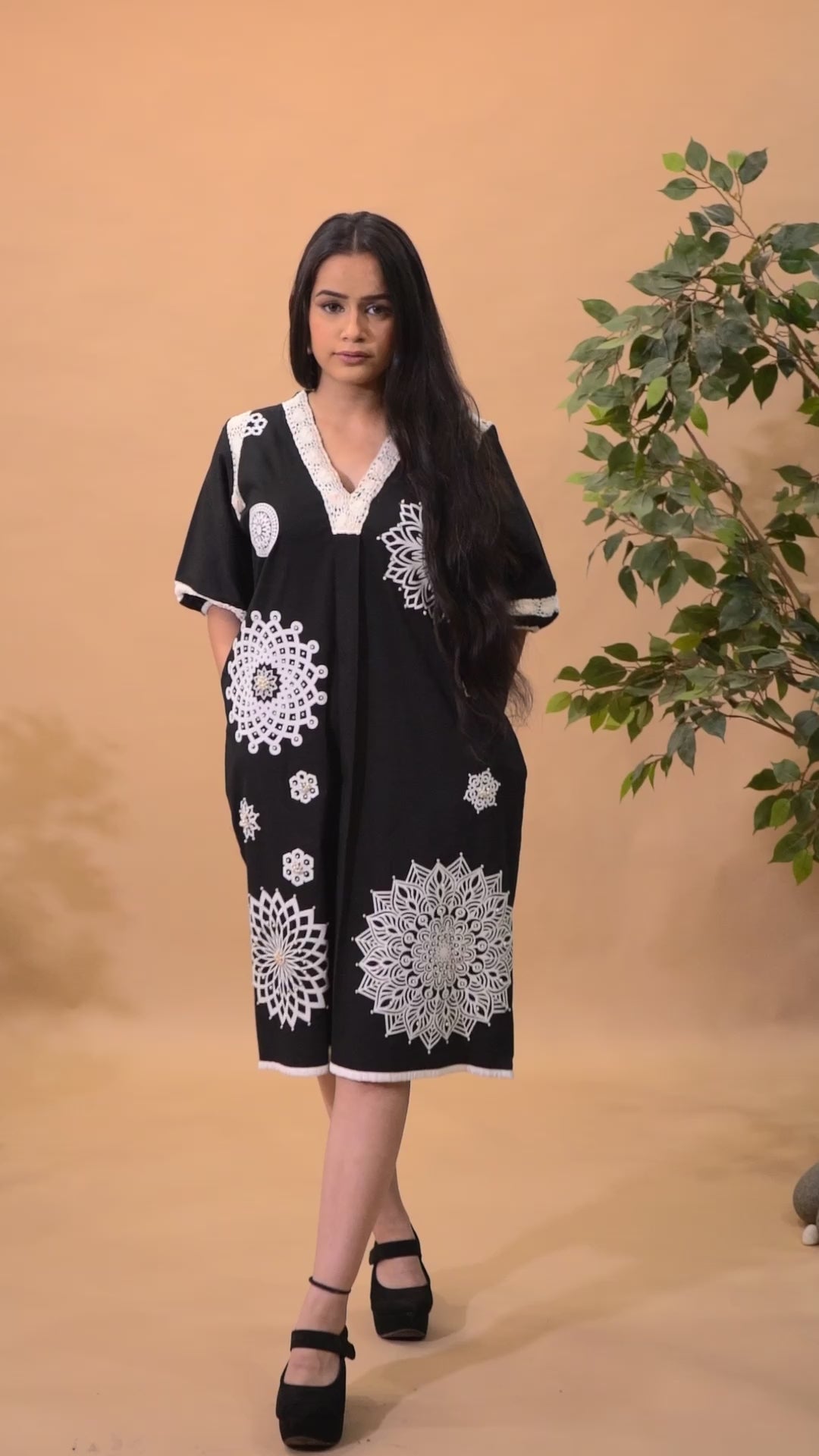 BLACK POPLIN PEARL EMBROIDERED DRESS
